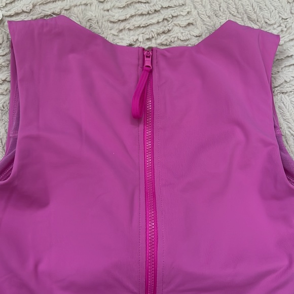 CALIA Women's High Neck Zip Back One Piece Swimsuit,
New with tags Size 8 - Picture 10 of 16